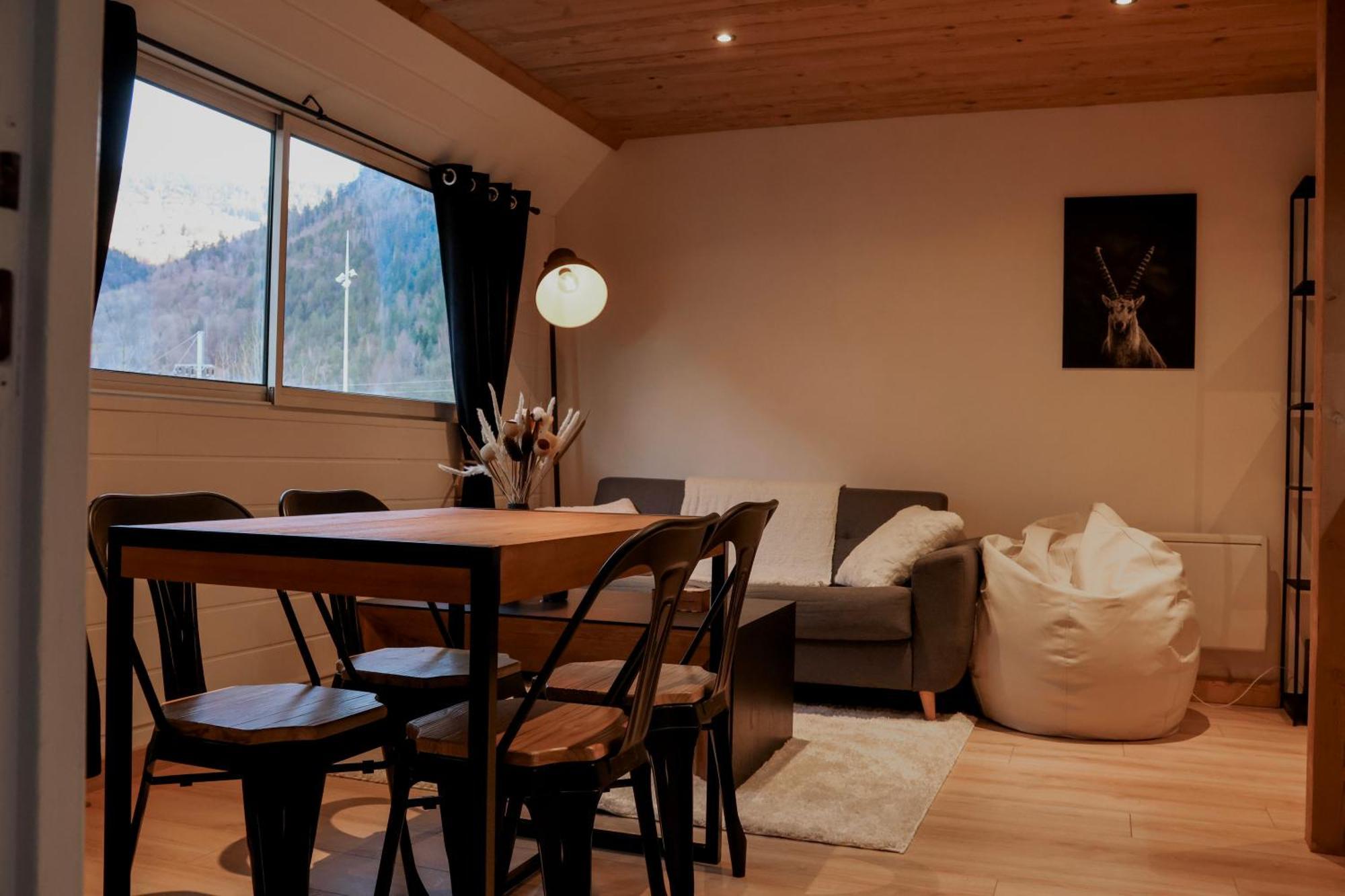 클뤼스 Ambiance Montagne, A Deux Pas De La Gare 아파트 외부 사진
